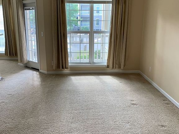 3rd image of 700 Daniel Ellis Dr APT 10103