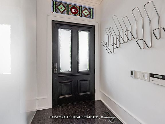 4th image of 80 Hazelton Ave