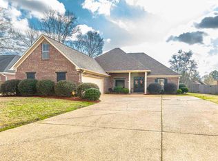 463 Huntington Dr, Jackson, MS 39272