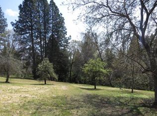 200 Collins Ln, Grass Valley, CA 95945