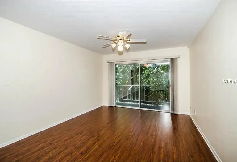 4610 W Gray St #301 — Photo 3