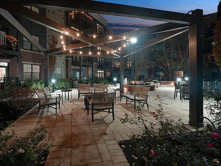 Courtyard with ample seating