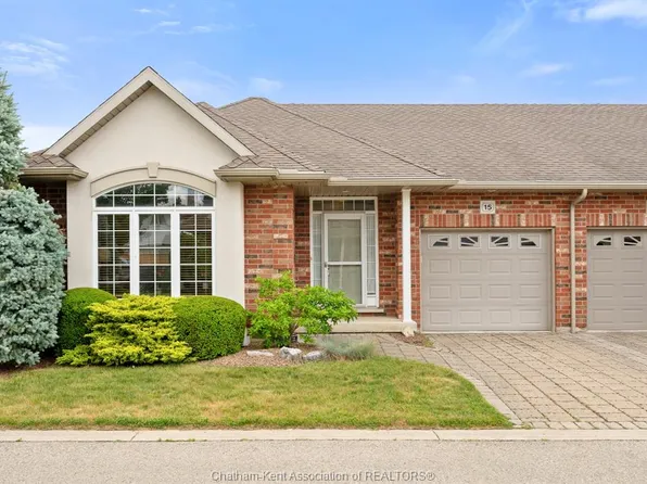 15 Oakgrove Ln, Chatham Kent, ON N7L 5R9
