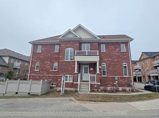 8 Larry Grove Way, Markham, ON L6E0T6