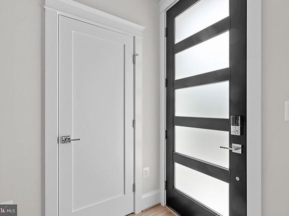 4th image of 3713 R St NW