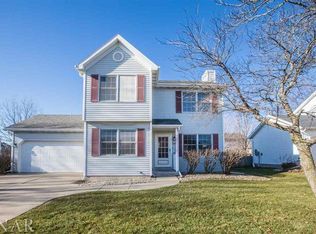 1503 Henry St, Normal, IL 61761