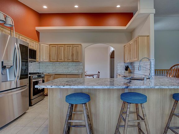 5th image of 9715 Balflour Dr