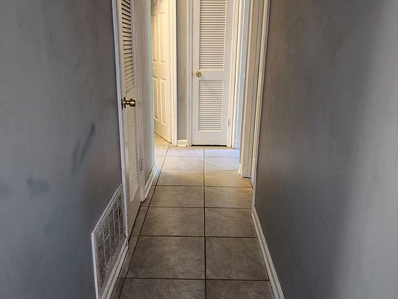 2nd image of 7615 Las Vegas Ln