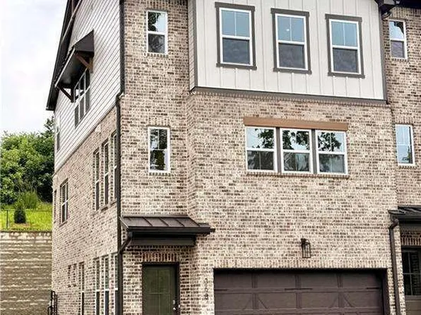 368 Sunset Hollow St, Sugar Hill, GA 30518
