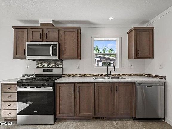 5th image of 395 Cheshire Rd #107