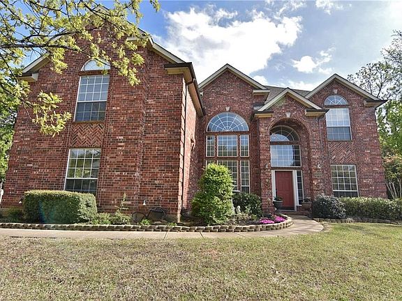 2nd image of 3310 Shadow Wood Cir