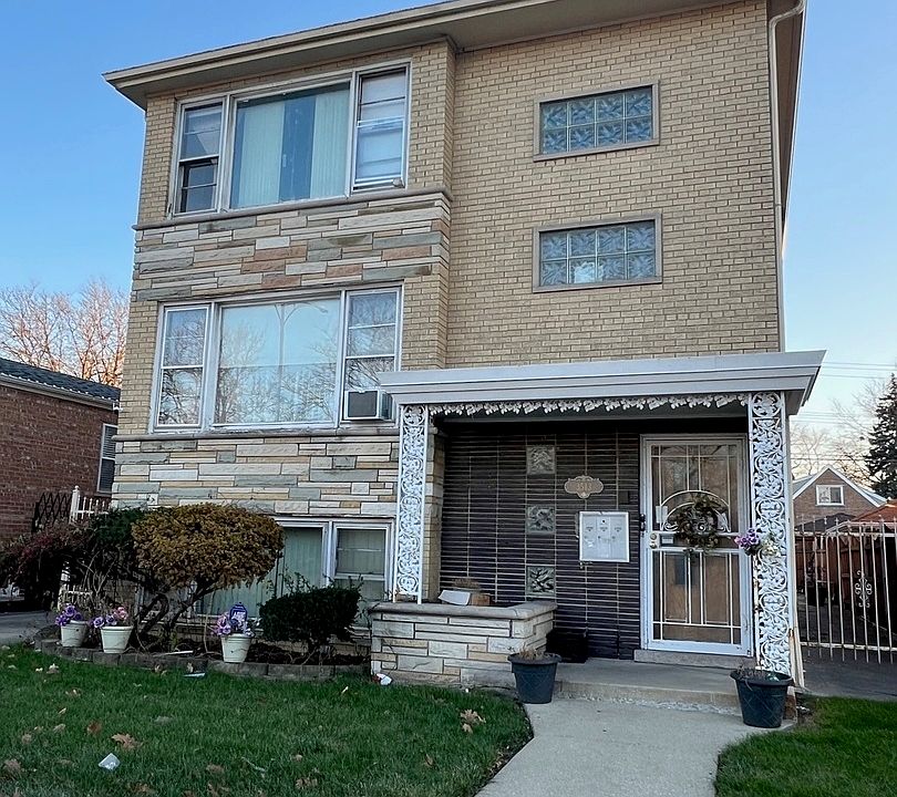 2nd image of 3513 W 79th St