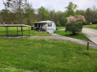 683 Oliver Springs Hwy, Clinton, TN 37716