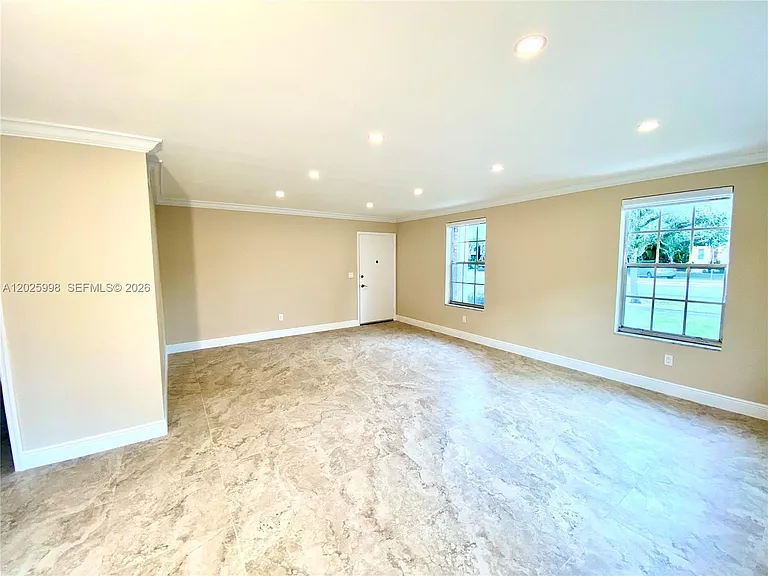 3926 Segovia St #3926 — Photo 8