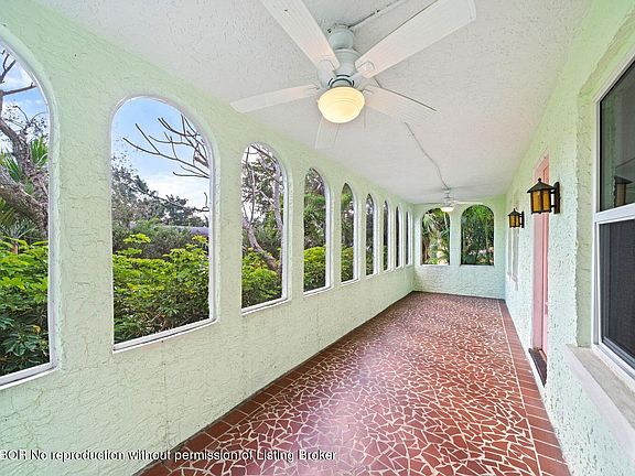 3rd image of 312 Fordham Dr