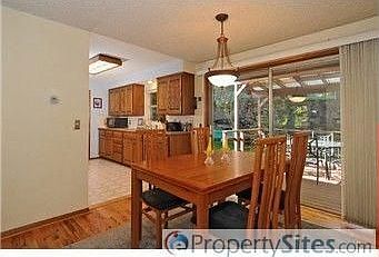5th image of 16811 16th Ave NE