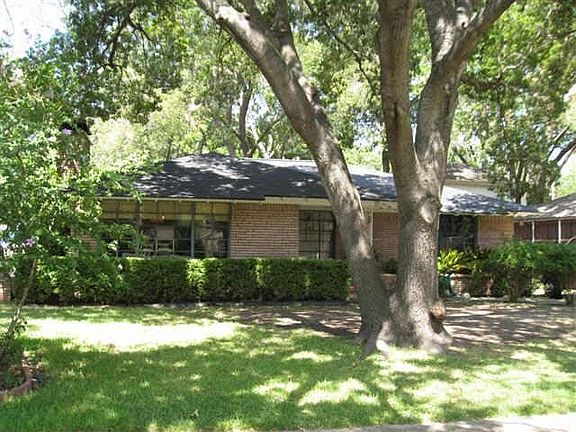 2nd image of 7219 Westbrook Ln