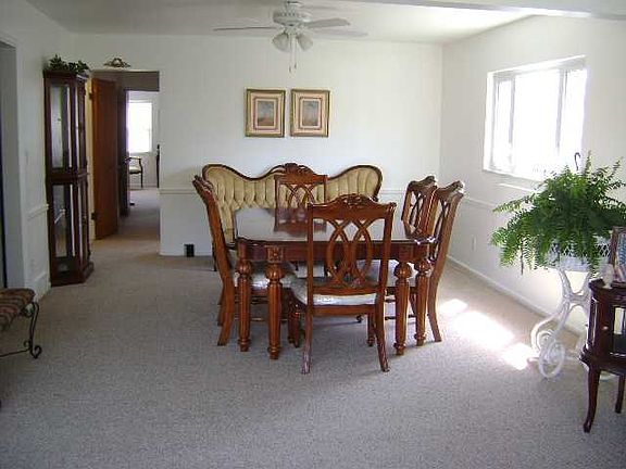 2nd image of 4049 W Bancroft St APT 4