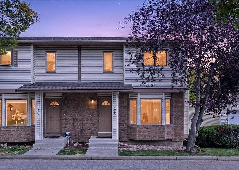 1st image of 32 N Patina Park SW