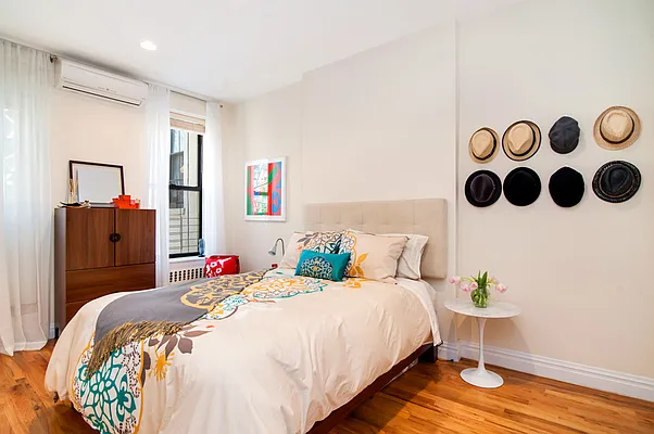 Sold by Compass | media 3