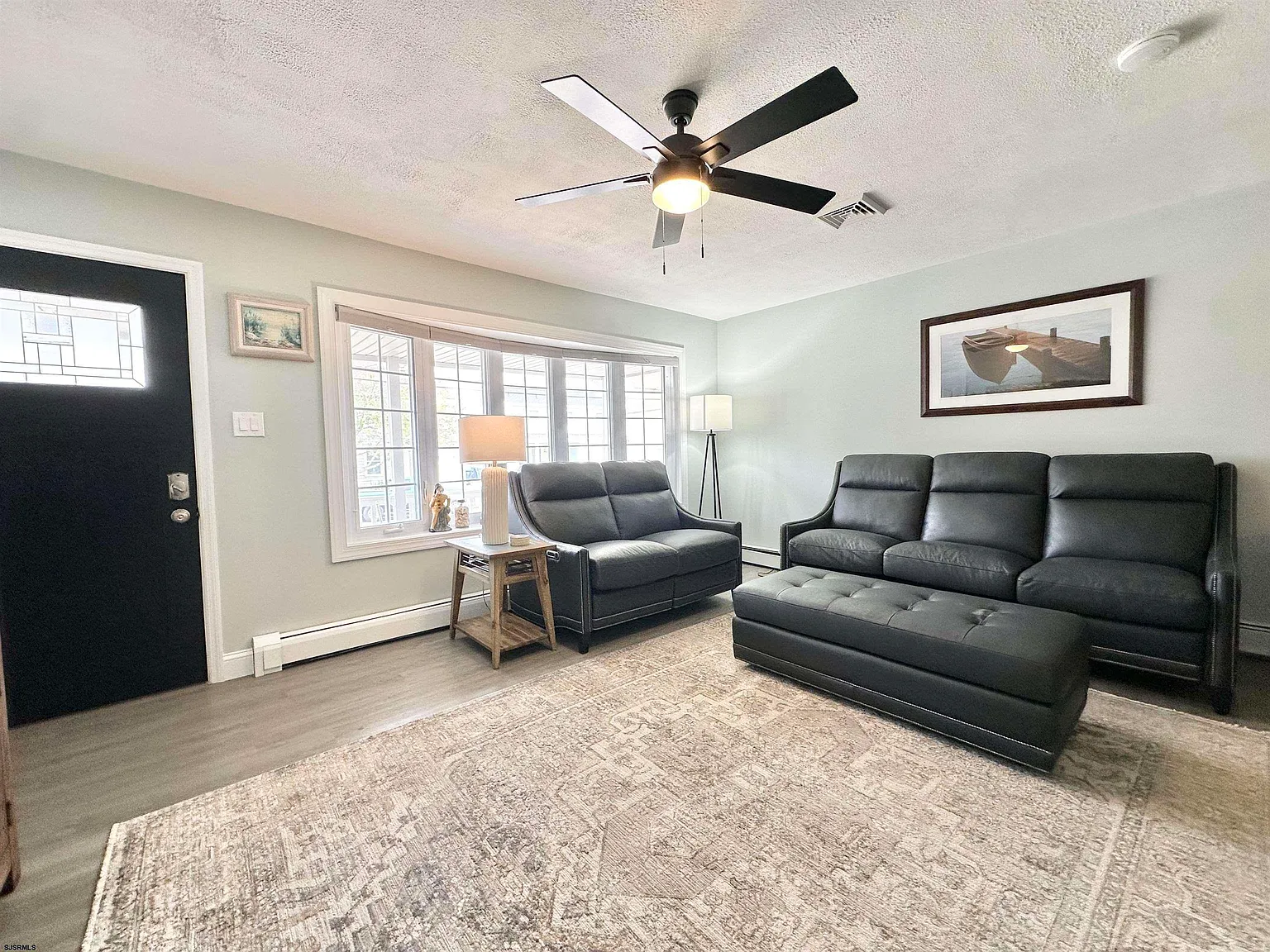 3 bed, $2,500 — Photo 4
