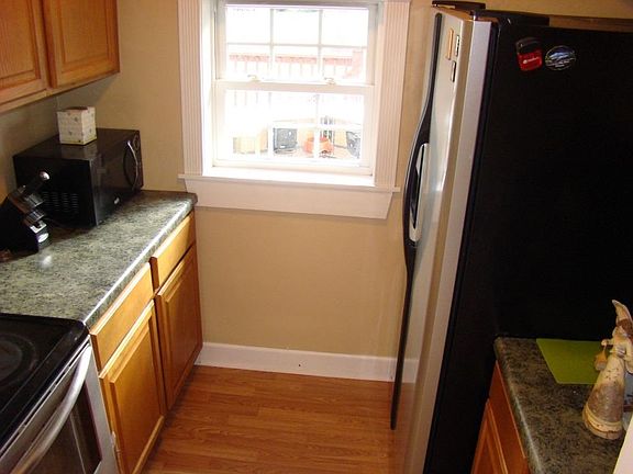 5th image of 465 S 6th St