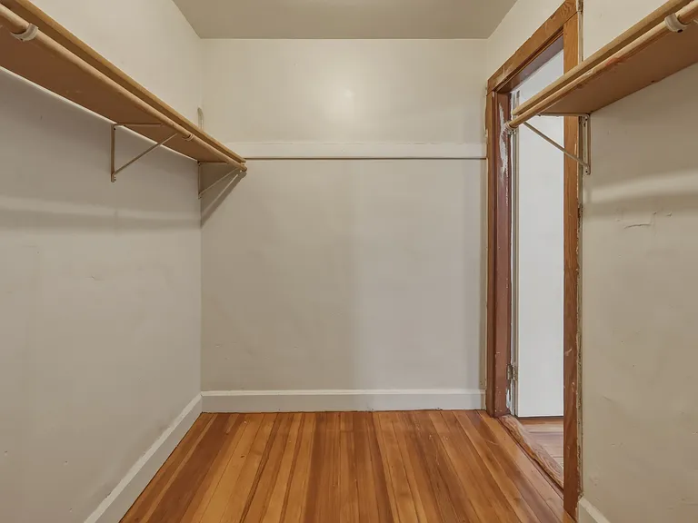 14 Magnolia Sq #3 — Photo 5