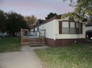 1413 Lorenzo Ct, Saint Charles, MO 63301