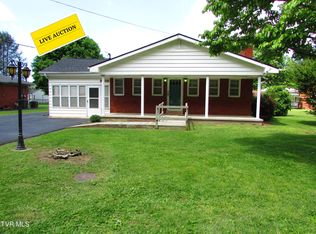 1107 Circle Dr, Elizabethton, TN 37643