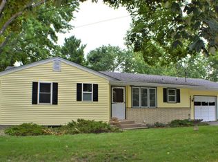 116 1st St NE, Saint Michael, MN 55376