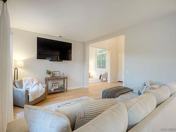 5th image of 529 Peach Way