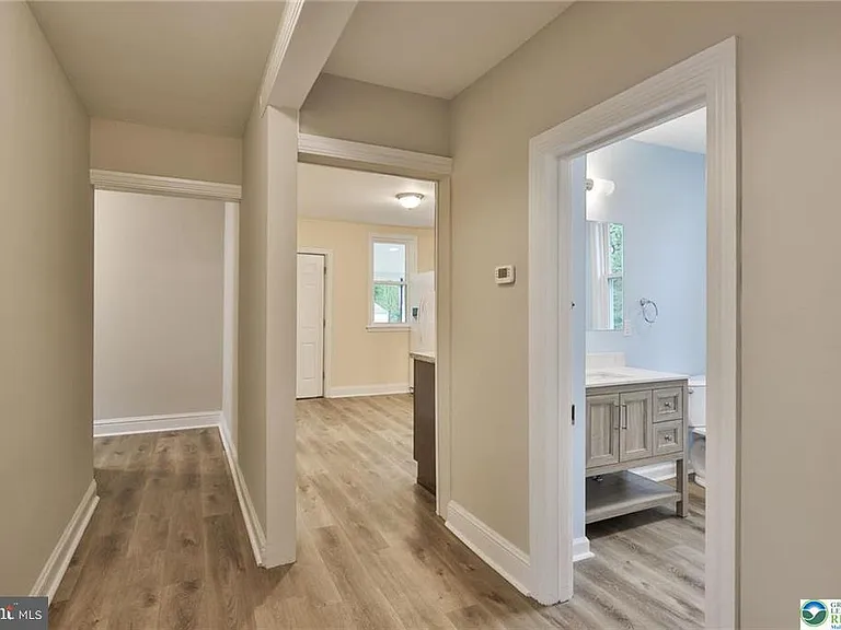 1861 E Emmaus Ave — Photo 18