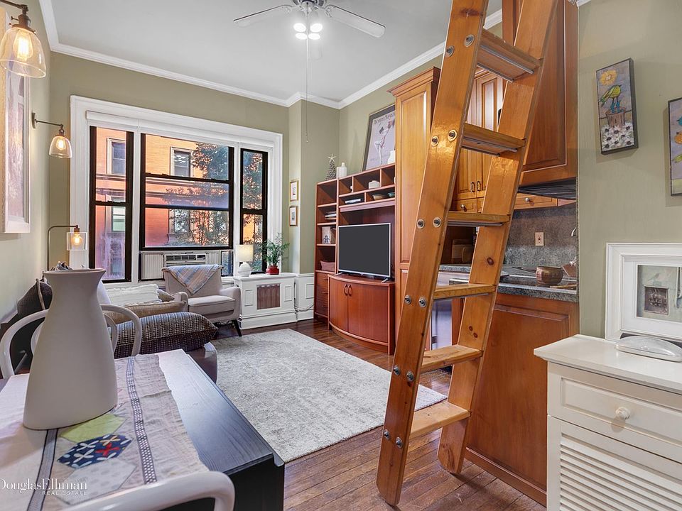 1st image of 140 W 69th St APT 36C