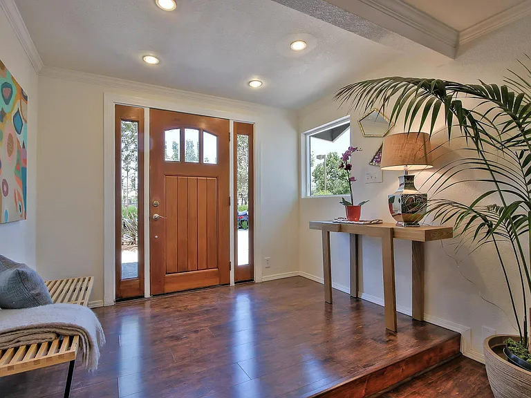 546 Hamilton Ave — Photo 4