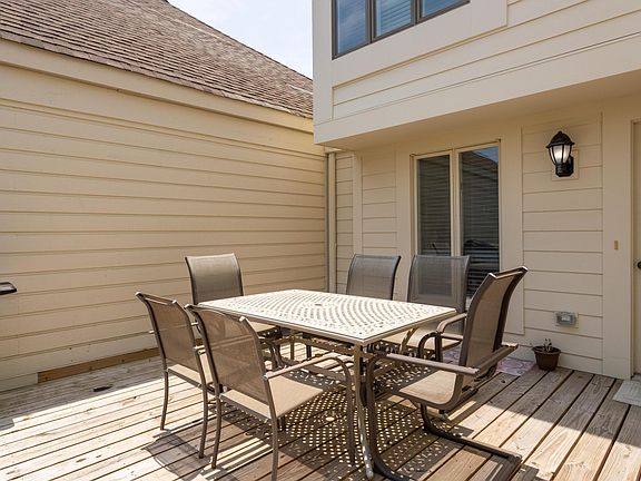 5th image of 711 Spinnaker Beachhouse Vl