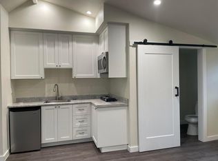 1272 Meridian Cir, Santa Rosa, CA 95401