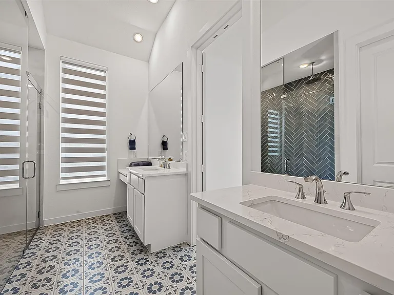 5802 N Reef Ridge Dr — Photo 45