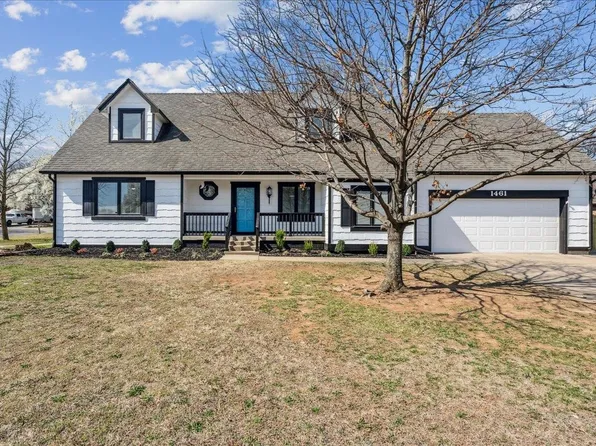 1461 S Wooddale St, Wichita, KS 67230