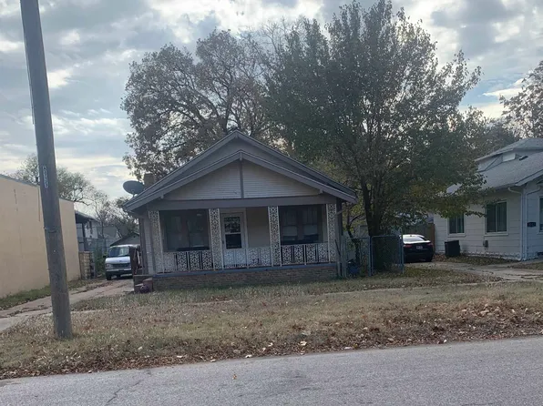 2211 W Douglas Ave, Wichita, KS 67213