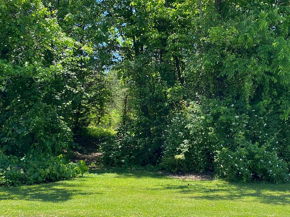 1st image of 1057 Saint Johns Dr