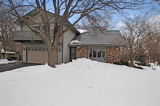 1st image of 17150 W Woodland Dr