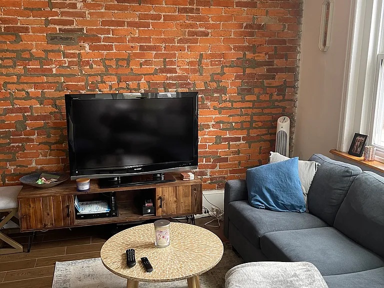 500 N 34th St #3 — Photo 3