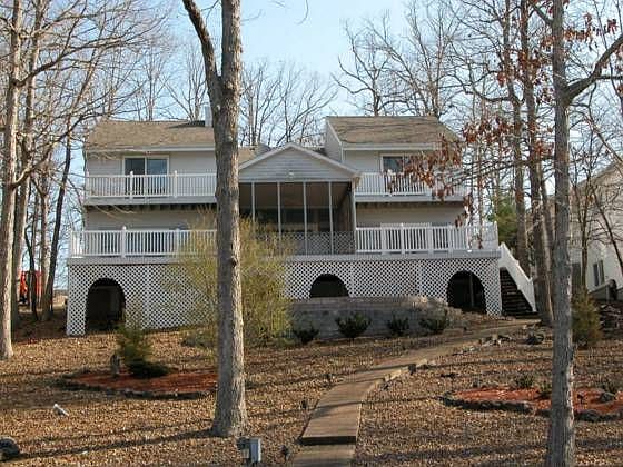2nd image of 61 Norwood Ct