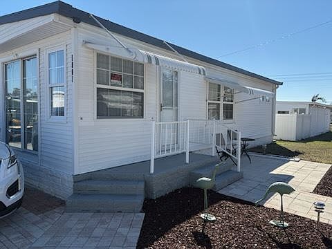 1st image of 2346 Druid Rd #1001