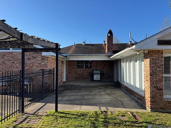 5th image of 10525 Rondo Ave