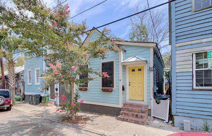 2nd image of 9 Sheppard St
