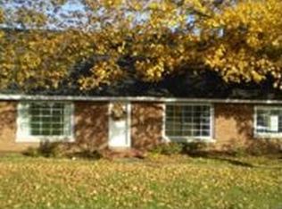 1365 Mesker Park Dr, Evansville, IN 47720