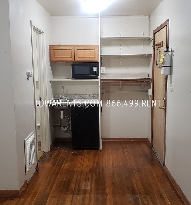 1st image of 816 Mamie Eisenhower Ave #1