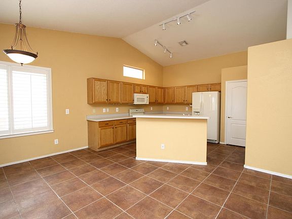 4th image of 2354 W Noble Heights Dr