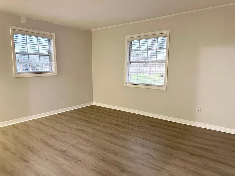 710 Morningside Dr — Photo 11